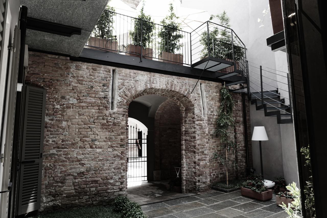 La Canonica - Charming Self-Catering Apartments In Nizza Monferrato Extérieur photo
