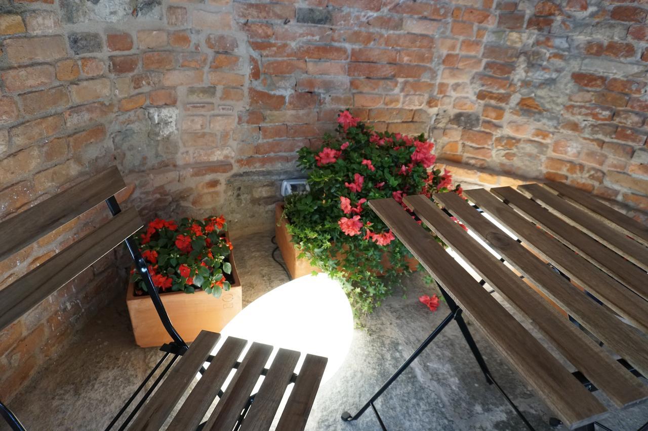 La Canonica - Charming Self-Catering Apartments In Nizza Monferrato Extérieur photo