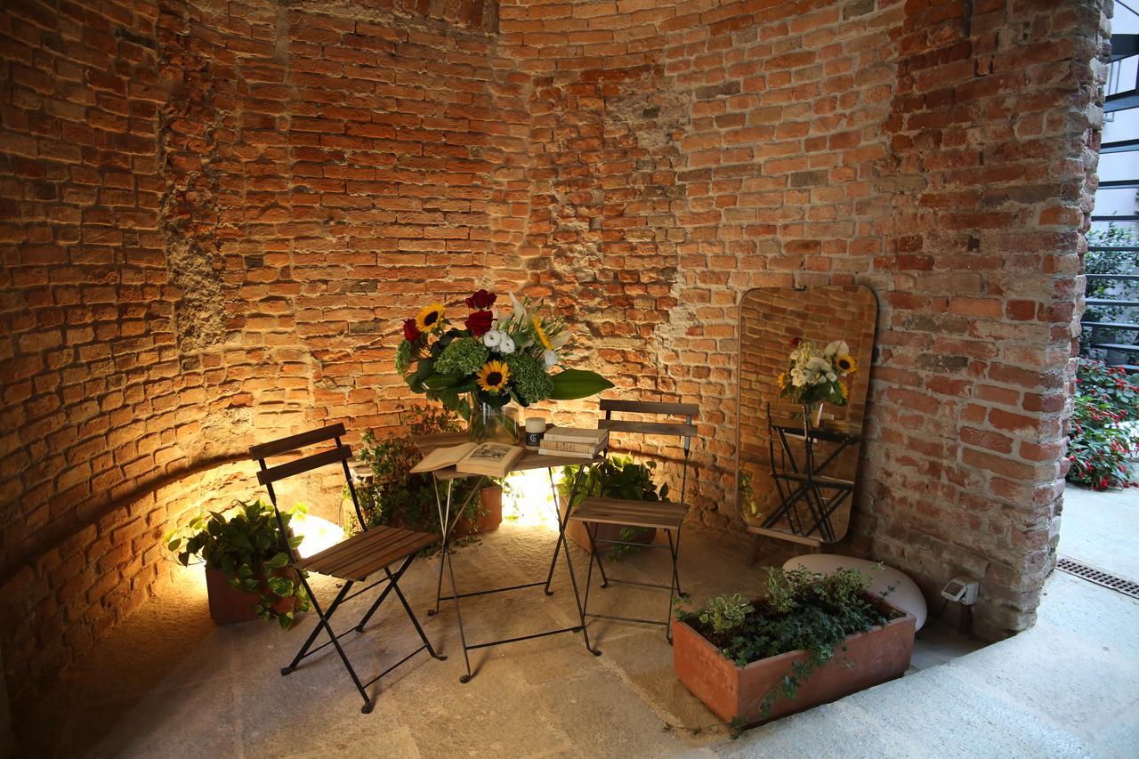 La Canonica - Charming Self-Catering Apartments In Nizza Monferrato Extérieur photo