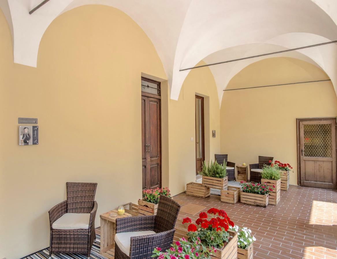 La Canonica - Charming Self-Catering Apartments In Nizza Monferrato Extérieur photo