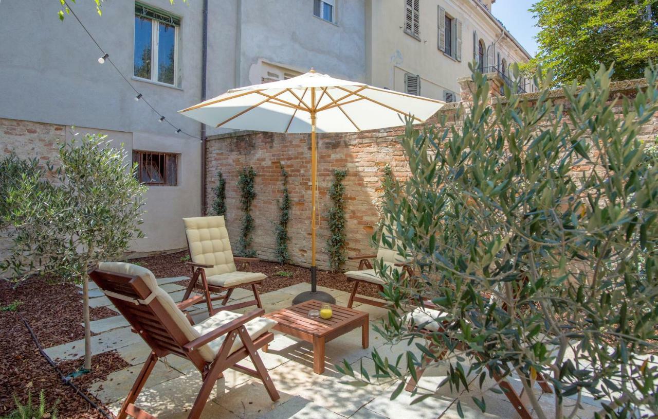 La Canonica - Charming Self-Catering Apartments In Nizza Monferrato Extérieur photo