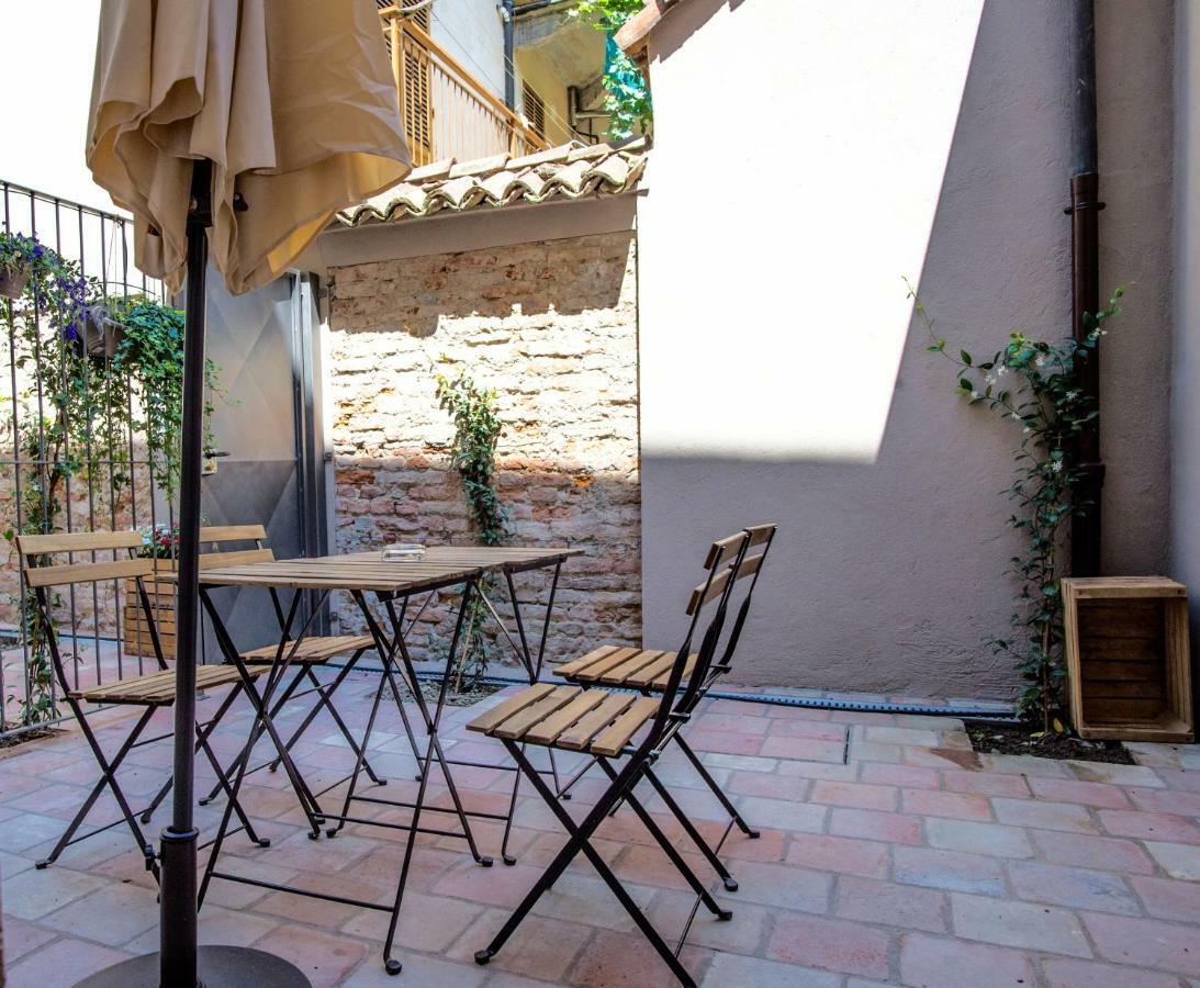 La Canonica - Charming Self-Catering Apartments In Nizza Monferrato Extérieur photo